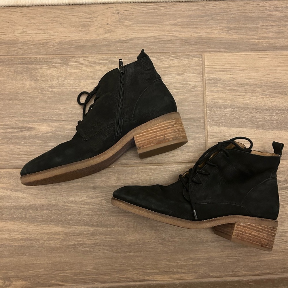 Lucky Brand Black Ankle Boots with Brown Heel